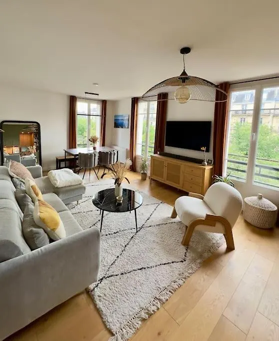 Appartement Charmant - Batignolles/Montmartre Paris Apartment